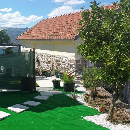 Vila Geres Do Alibaba Ruivaes Exteriér fotografie